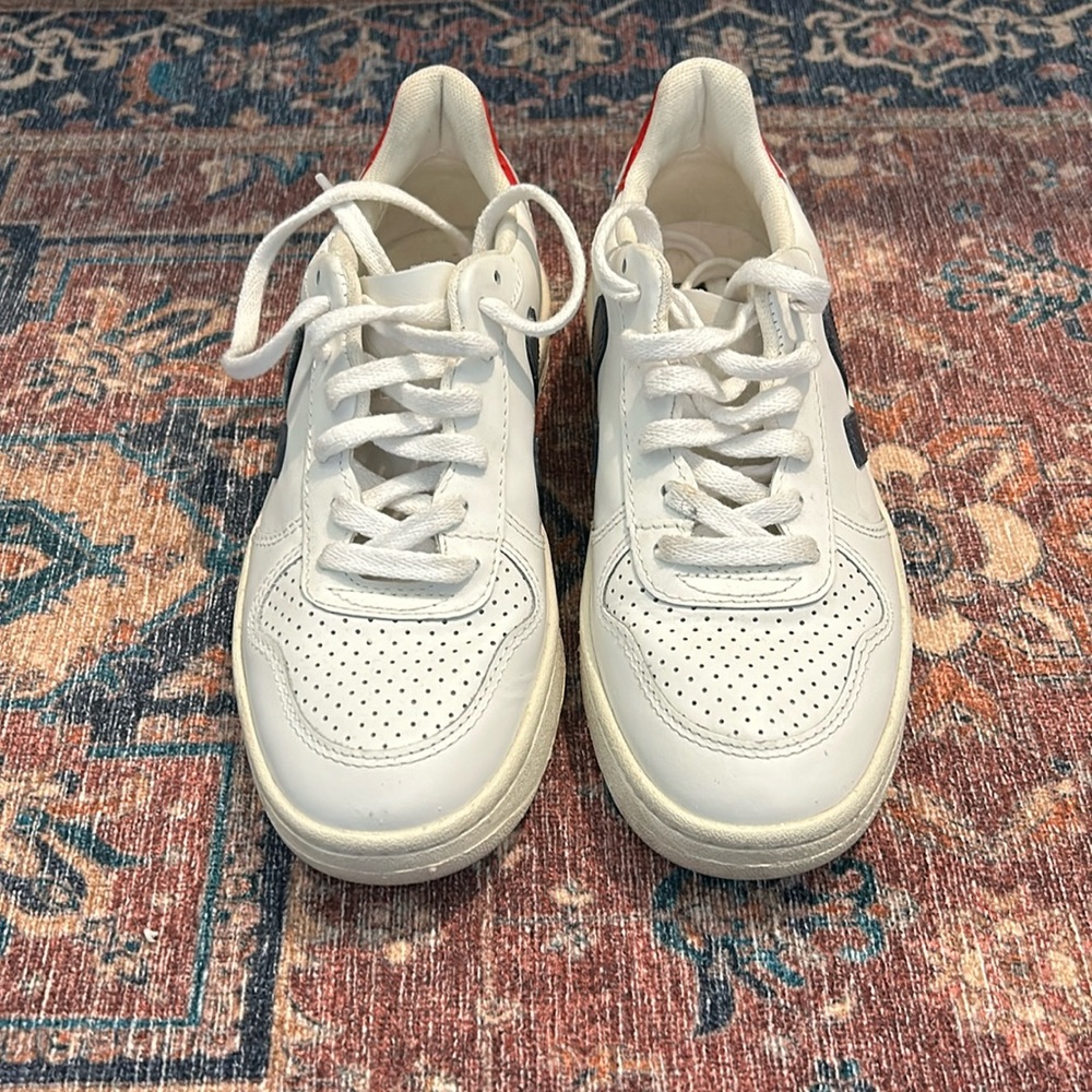 Veja sneakers, in EUC. Size 36